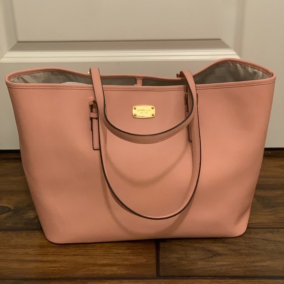 Michael Kors Handbags - NWT // Michael Kors Tote